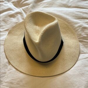 Aritzia Straw Panama Hat, women’s M/L